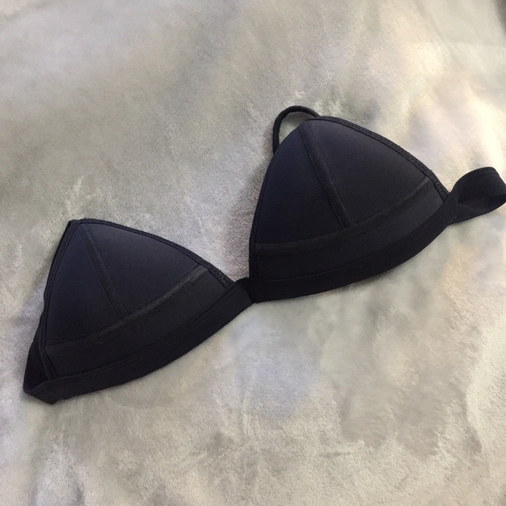 Triangl top